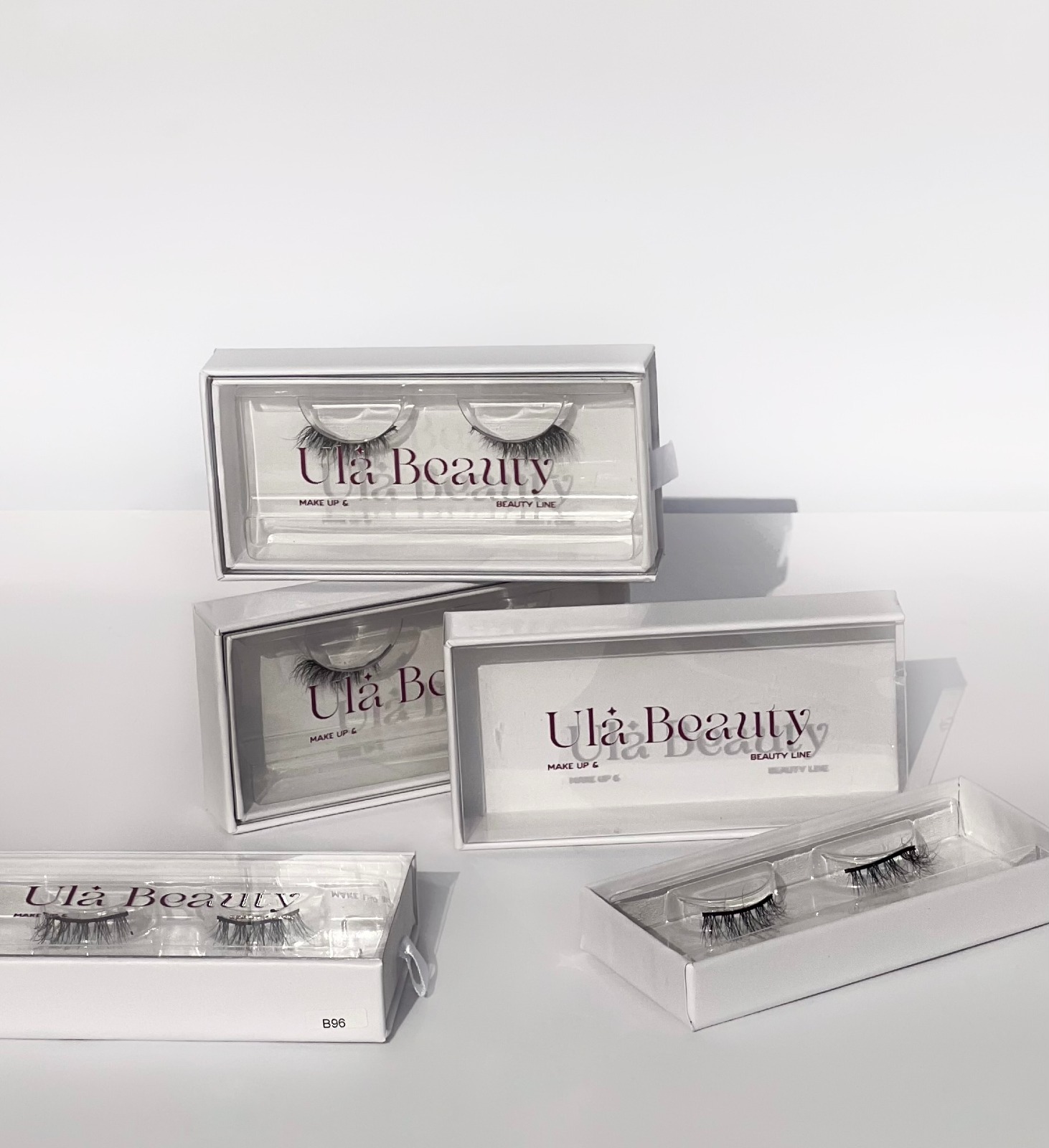 Ula Winged Eye Lashes